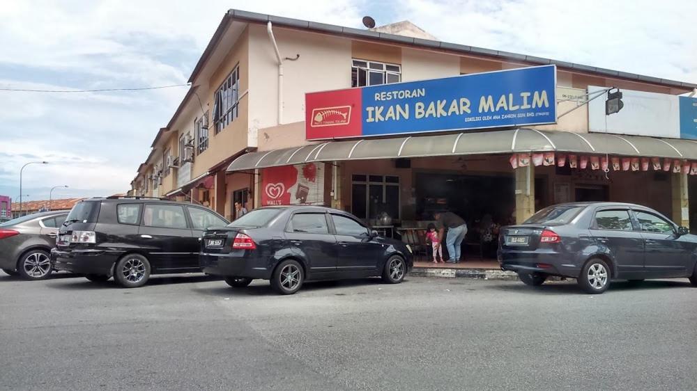 Homestay De Mitc Melaka Zewnętrze zdjęcie