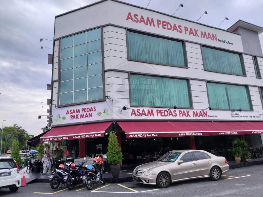 Homestay De Mitc Melaka Zewnętrze zdjęcie