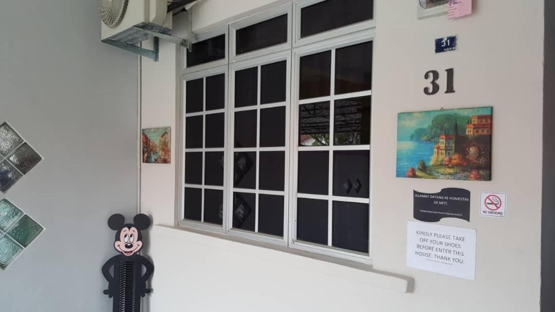 Homestay De Mitc Melaka Zewnętrze zdjęcie