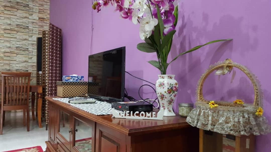 Homestay De Mitc Melaka Zewnętrze zdjęcie
