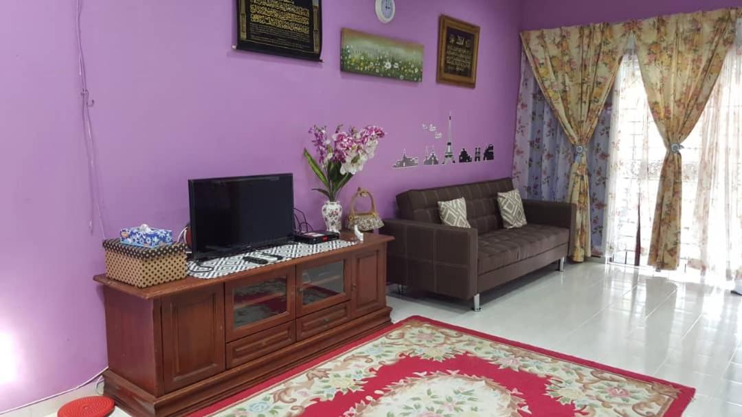 Homestay De Mitc Melaka Zewnętrze zdjęcie