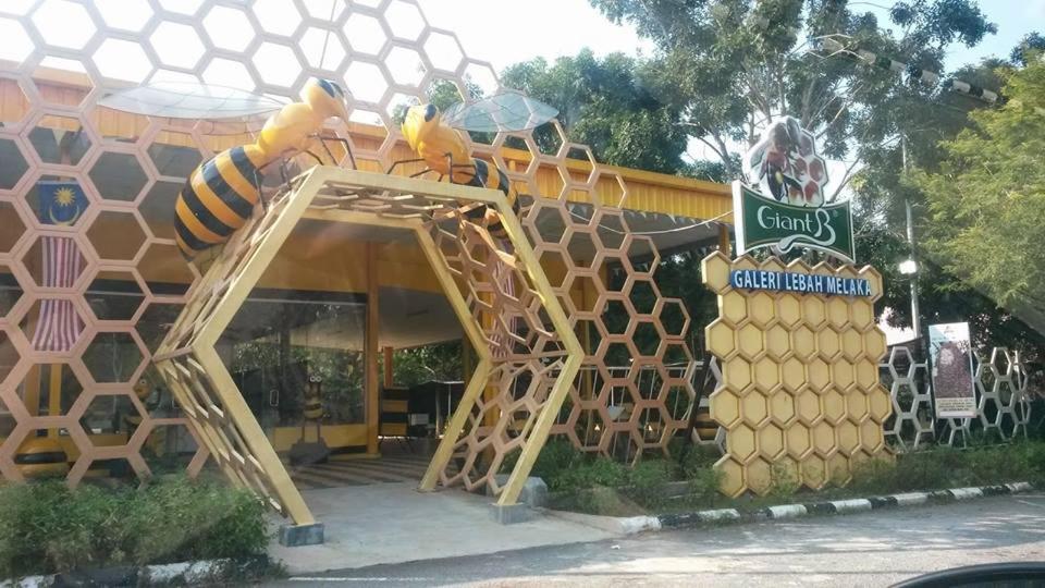 Homestay De Mitc Melaka Zewnętrze zdjęcie